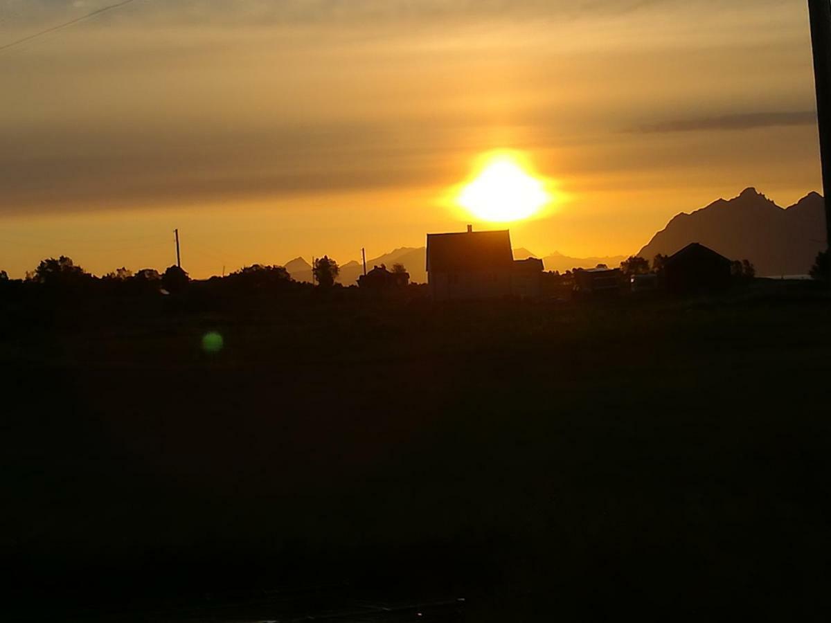 Midnattsolveien 3158,Sommarhusstrand Laukvik Lofoten Norway 外观 照片